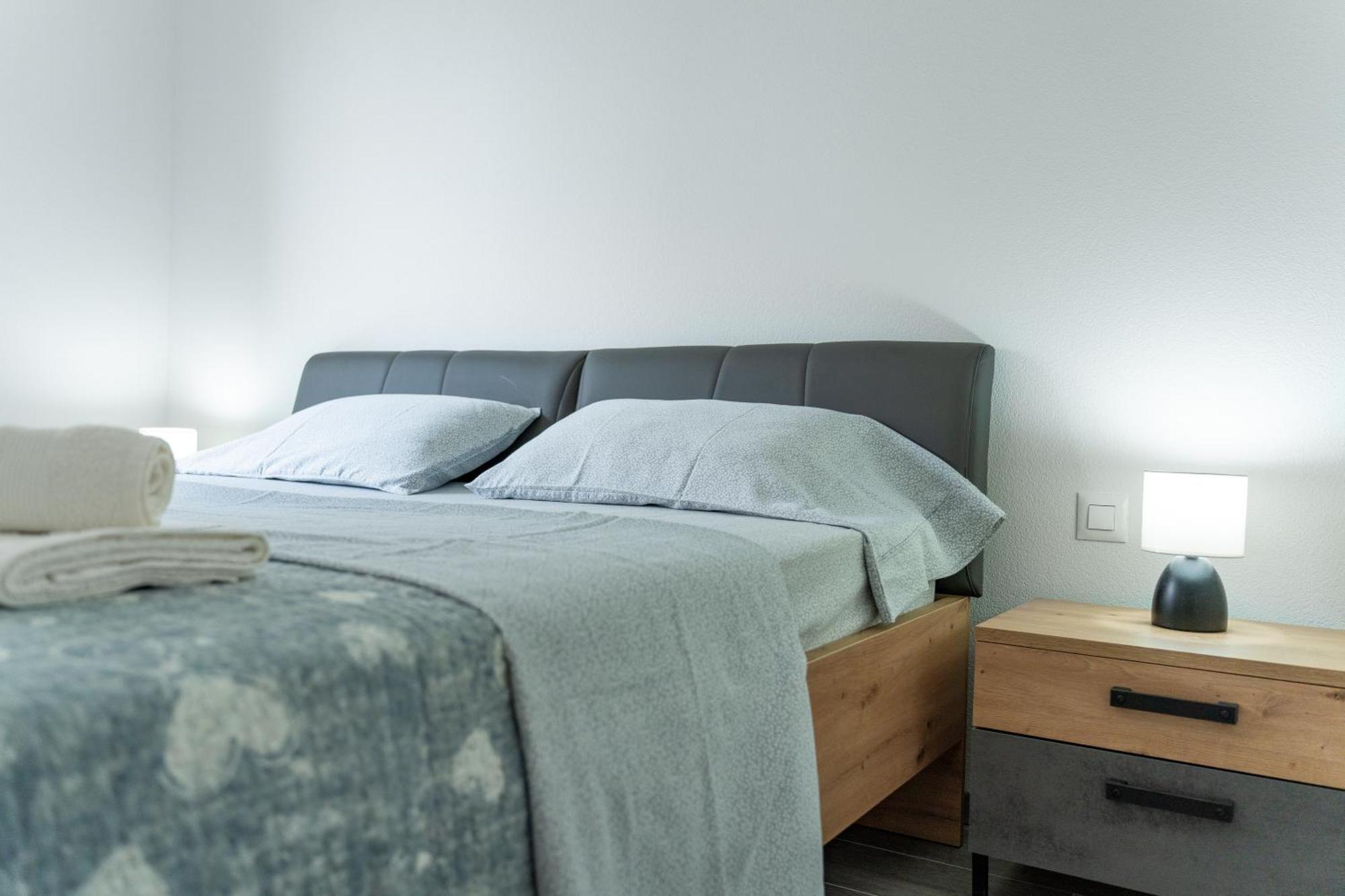 Apartments Siesta Сумартин Екстериор снимка
