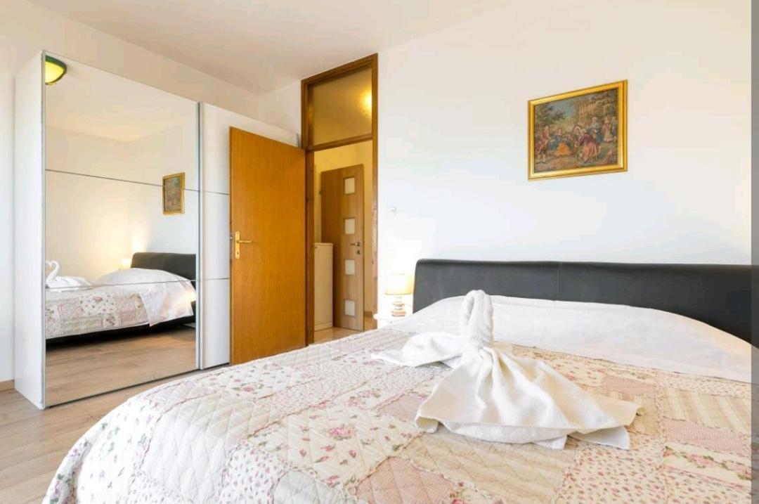 Apartments Siesta Сумартин Екстериор снимка