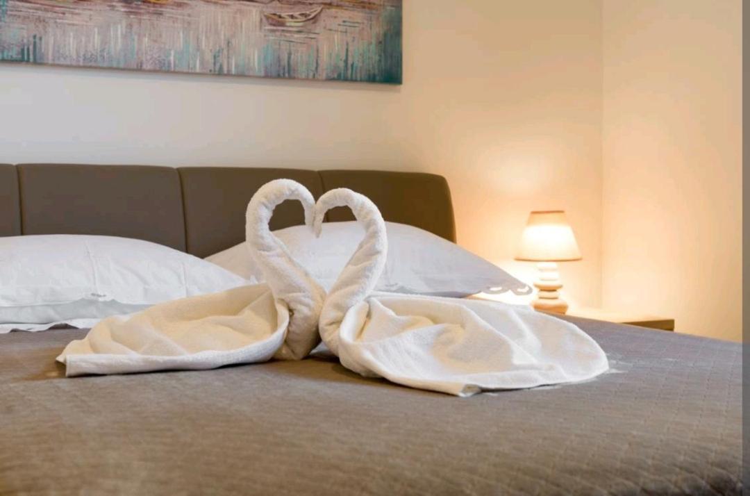 Apartments Siesta Сумартин Екстериор снимка