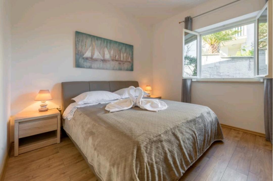Apartments Siesta Сумартин Екстериор снимка