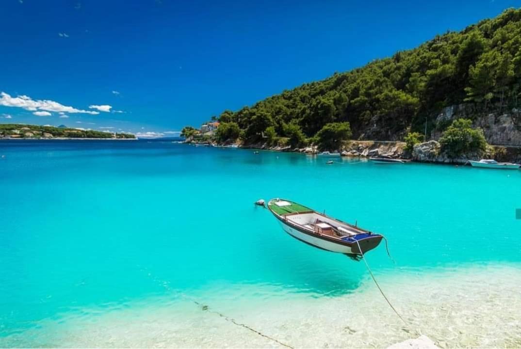 Apartments Siesta Сумартин Екстериор снимка